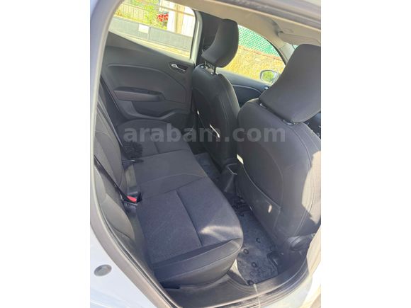 Sahibinden Renault Clio 1.0 TCe Touch 2023 Model 