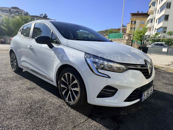 Sahibinden Renault Clio 1.0 TCe Touch 2023 Model 