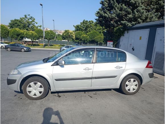 Değişensiz Megane 2 1.5 dCi Expression 2008 Model  280.000 km Gri