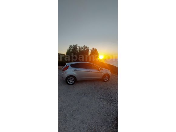 Sahibinden Ford Fiesta 1.4 TDCi Titanium 2012 Model