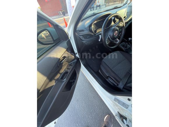 Sahibinden Fiat Egea 1.3 Multijet Easy Plus 2021 Model