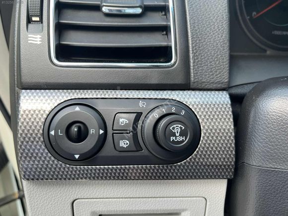 MURAT AUTO'DAN DEĞİŞENSİZ BOYASIZ CHEVROLET CAPTİVA