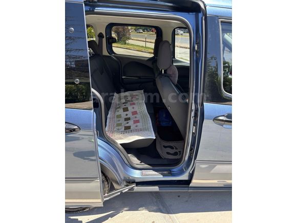2022 model Ford Courier mavi 57.500 km’de