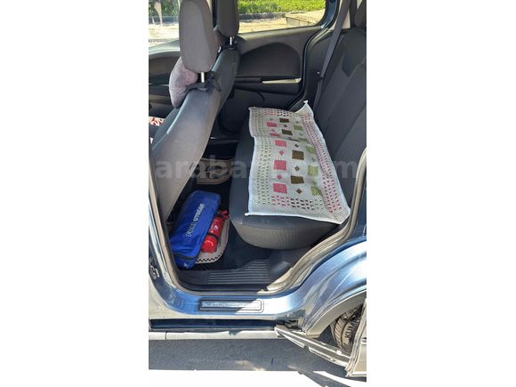 2022 model Ford Courier mavi 57.500 km’de