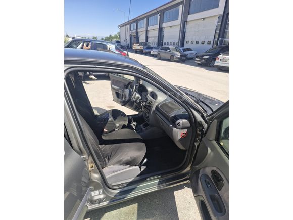 Sahibinden Renault Clio 1.6 RXT 1999 Model