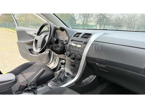 2011. COROLLA 1.33 COMFORT 136 BN KM