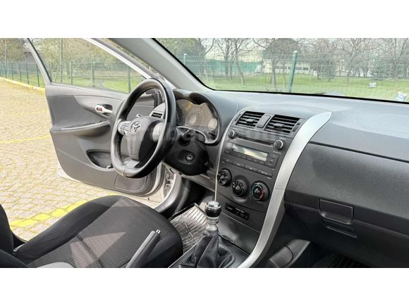 2011. COROLLA 1.33 COMFORT 136 BN KM
