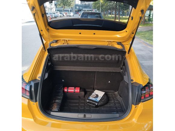 Sahibinden Emsalsiz Sıfır gibi Peugeot 208 1.2 PureTech Active 2020 Model