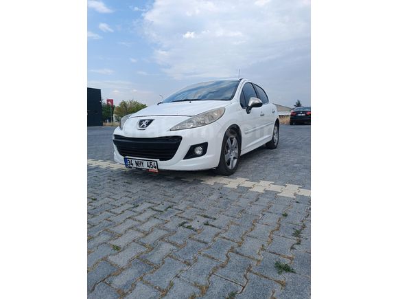 Sahibinden Peugeot 207 1.6 VTi Active 2011 Model