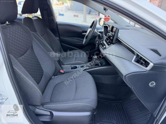 2024 COROLLA 1.5 VİSİON 14 BİN KM SERVİS BAKIMLI GARANTİ