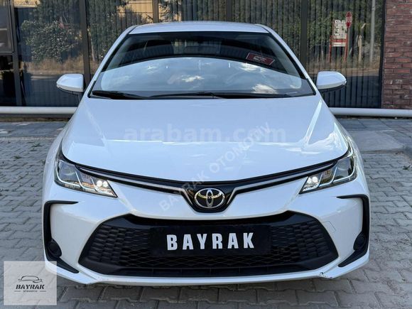 2024 COROLLA 1.5 VİSİON 14 BİN KM SERVİS BAKIMLI GARANTİ