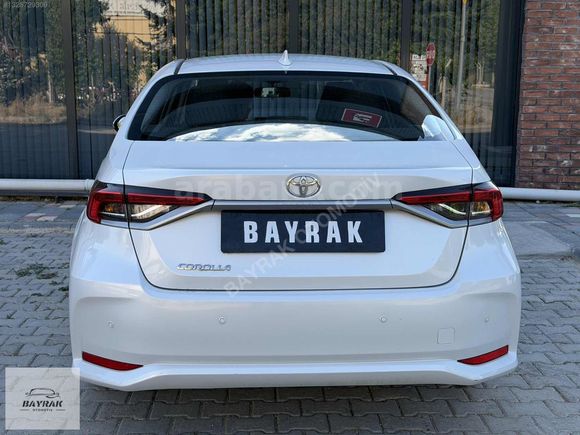 2024 COROLLA 1.5 VİSİON 14 BİN KM SERVİS BAKIMLI GARANTİ