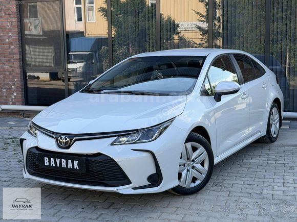 2024 COROLLA 1.5 VİSİON 14 BİN KM SERVİS BAKIMLI GARANTİ