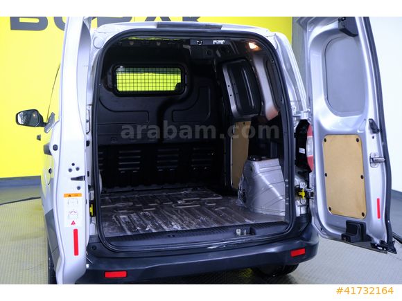 Burak'tan 145.000 TL Peşinat Fırsatı İle Ford CourierVan 1.5TDCİ