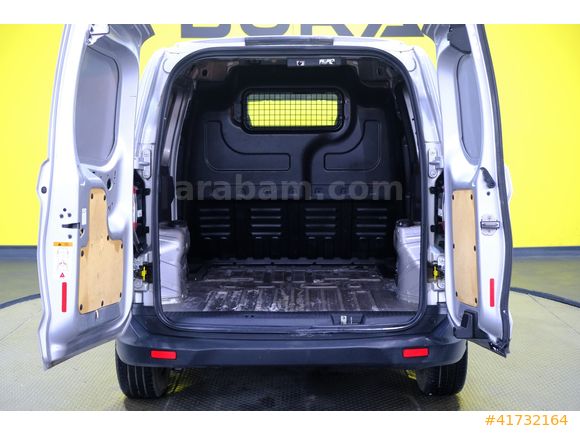 Burak'tan 145.000 TL Peşinat Fırsatı İle Ford CourierVan 1.5TDCİ