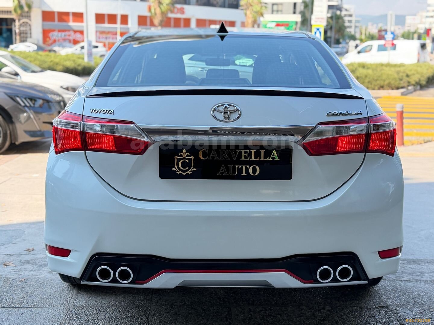Galeriden Toyota Corolla 1.4 D-4D Touch 2015 Model İzmir 215.000 km Beyaz 7