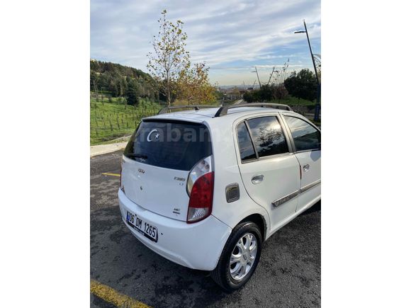 Sahibinden Chery Kimo 1.3 Forza 2011 Model  175.000 km Beyaz