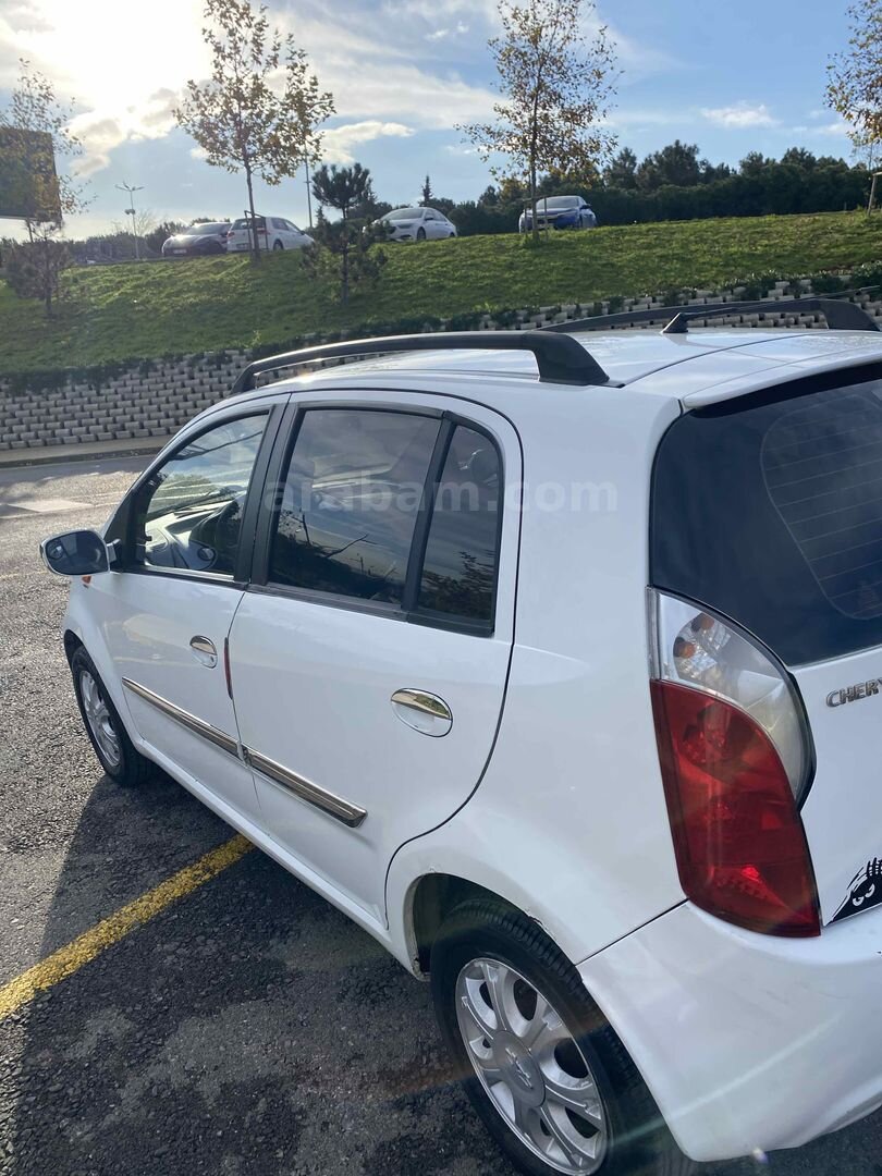 Sahibinden Chery Kimo 1.3 Forza 2011 Model Kocaeli 179.000 km Beyaz 1