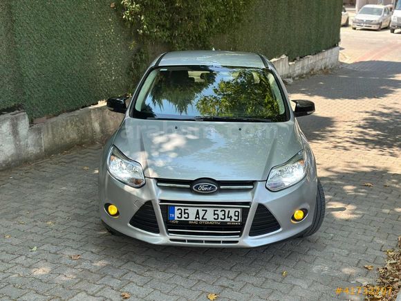 2013 FORD FOCUS 1,6TDCİ TREND-X 172,000KM EMSALSİZ