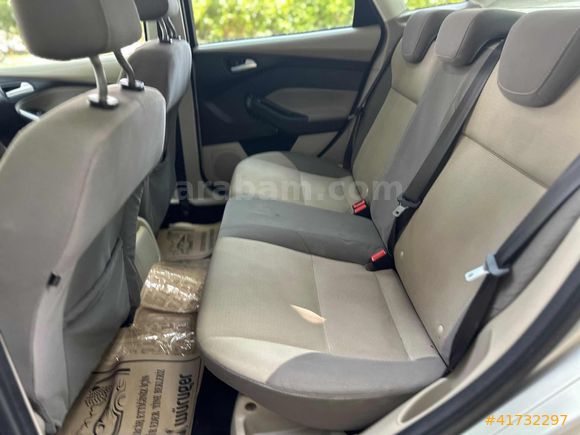 2013 FORD FOCUS 1,6TDCİ TREND-X 172,000KM EMSALSİZ