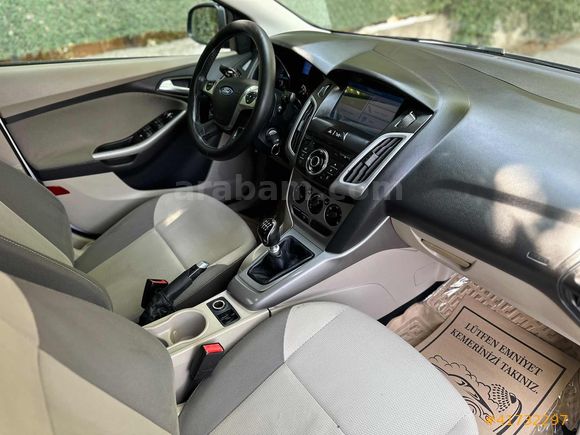 2013 FORD FOCUS 1,6TDCİ TREND-X 172,000KM EMSALSİZ