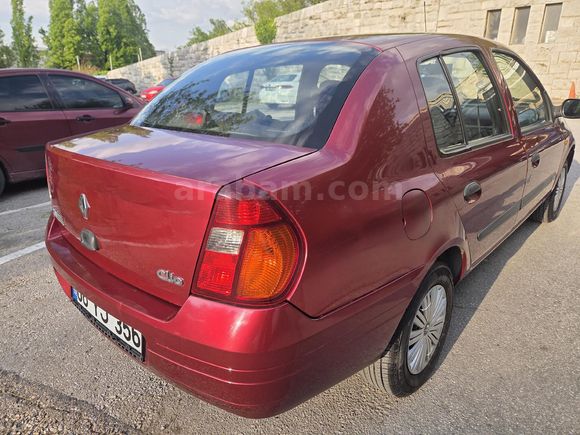 Sahibinden Renault Clio 1.4 RNA 2000 Model