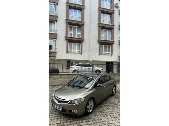 TEMİZ-ORJİNAL-DERİ KOLTUK-HONDA CİVİC
 