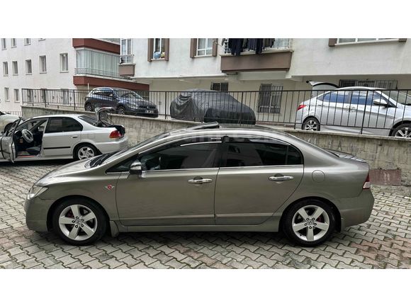 TEMİZ-ORJİNAL-DERİ KOLTUK-HONDA CİVİC
 