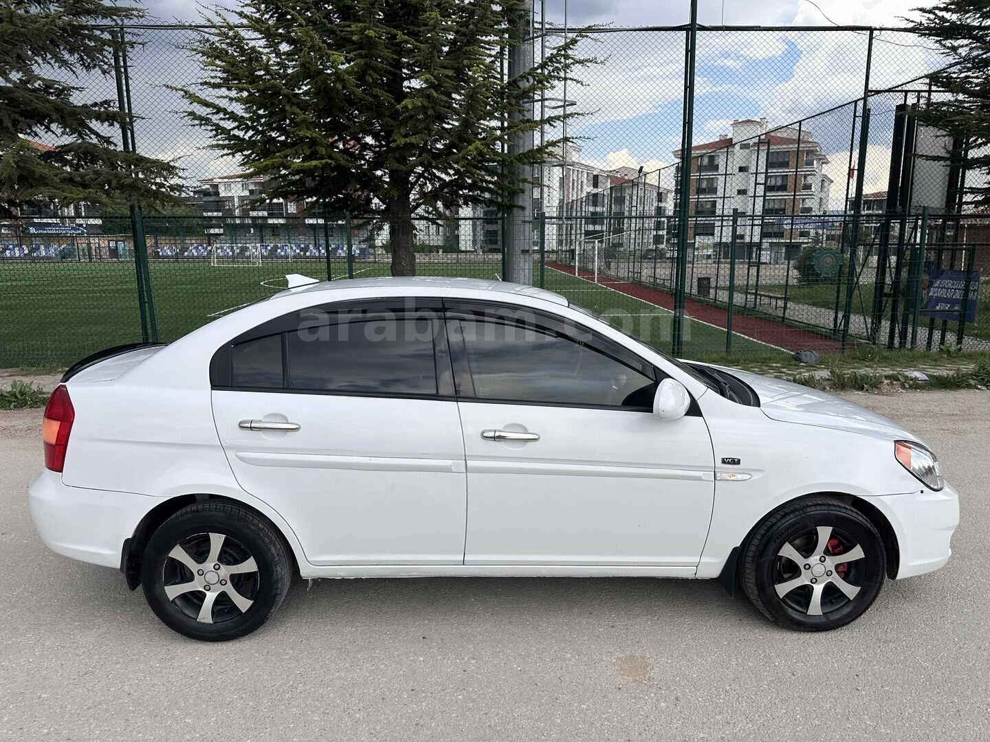 Galeriden Hyundai Accent Era 1.5 CRDi-VGT Team 2007 Model Eskişehir 274.000 km Beyaz 6
