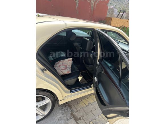KIYMETİNİ BİLENE MERCEDES TUTKUNUNA SATILIK E200CDI