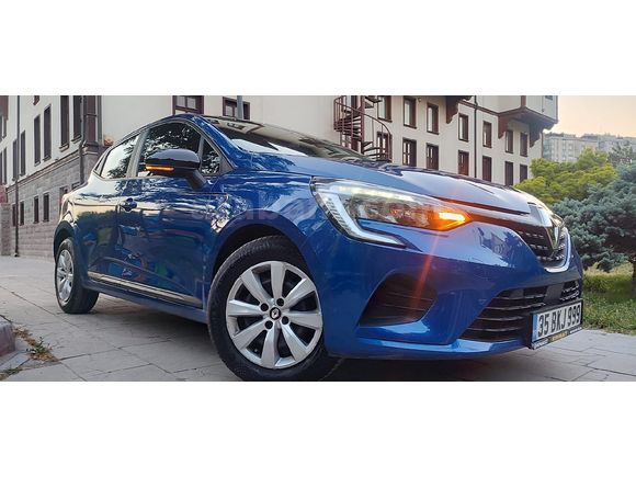 2022 MODEL CLİO JOY HATASIZ BOYASIZ HASAR KAYITSIZ TESLA EKRANLI 40 BİNDE CİLİO