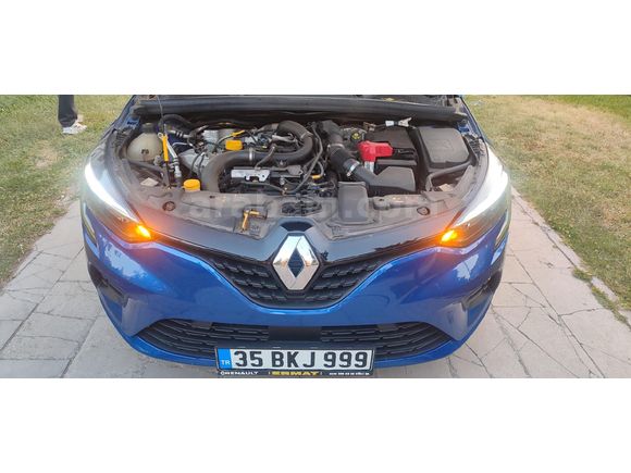 2022 MODEL CLİO JOY HATASIZ BOYASIZ HASAR KAYITSIZ TESLA EKRANLI 40 BİNDE CİLİO