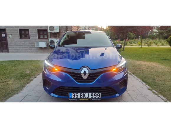 2022 MODEL CLİO JOY HATASIZ BOYASIZ HASAR KAYITSIZ TESLA EKRANLI 40 BİNDE CİLİO