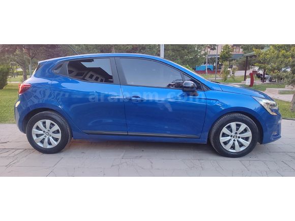 2022 MODEL CLİO JOY HATASIZ BOYASIZ HASAR KAYITSIZ TESLA EKRANLI 40 BİNDE CİLİO