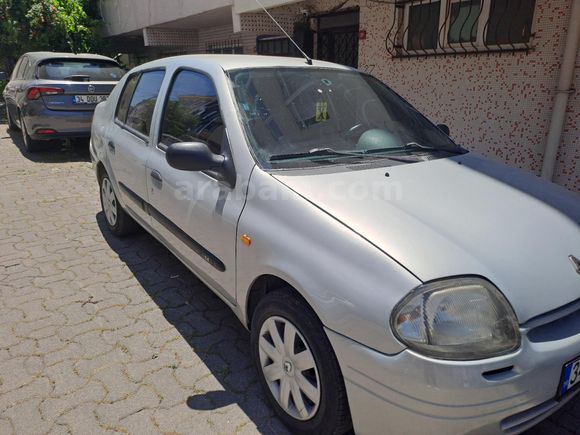 Sahibinden Renault Clio 1.4 RNA 2000 Model