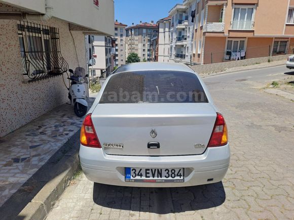 Sahibinden Renault Clio 1.4 RNA 2000 Model