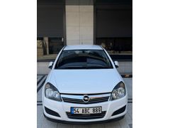 Galeriden Opel Astra 1.6 Essentia Konfor 2013 Model İstanbul
