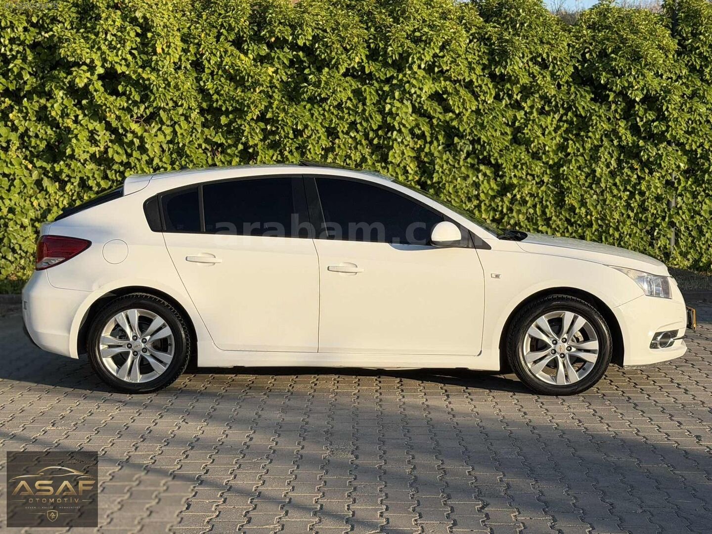 Galeriden Chevrolet Cruze 1.6 Sport 2013 Model Çankırı 195.500 km Beyaz 5