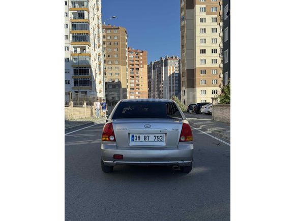 Sahibinden Hyundai Accent 1.6 Admire 2003 Model 