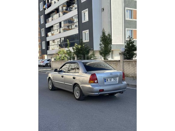 Sahibinden Hyundai Accent 1.6 Admire 2003 Model 