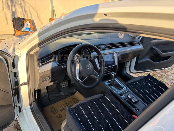 Volkswagen Passat 1.5 TSi Impression 2021 r-line çevrilmiş