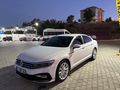 Volkswagen Passat 1.5 TSi Impression 2021 r-line çevrilmiş
