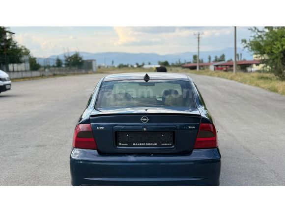 Sahibinden Opel Vectra 2.0 CDX 2000 Model