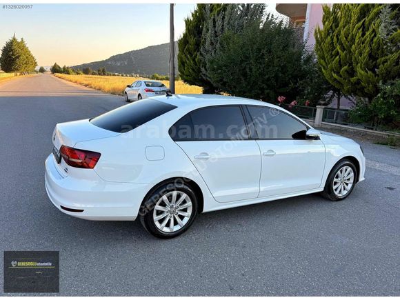 HATASIZZ + 173 BİNDE + YARIM PARÇA BOYALI + 2017 MODEL VW JETTA