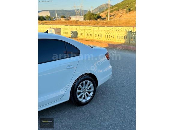 HATASIZZ + 173 BİNDE + YARIM PARÇA BOYALI + 2017 MODEL VW JETTA