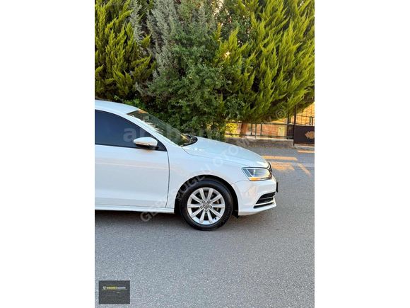 HATASIZZ + 173 BİNDE + YARIM PARÇA BOYALI + 2017 MODEL VW JETTA