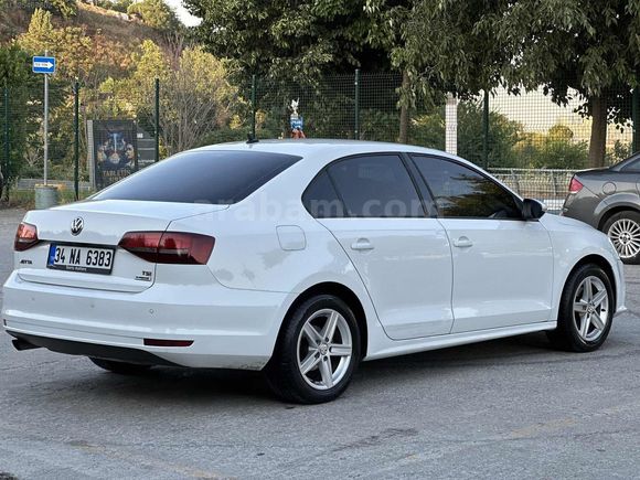 HATASIZ VOLKSWAGEN JETTA 1.2BMT TRENDLİNE