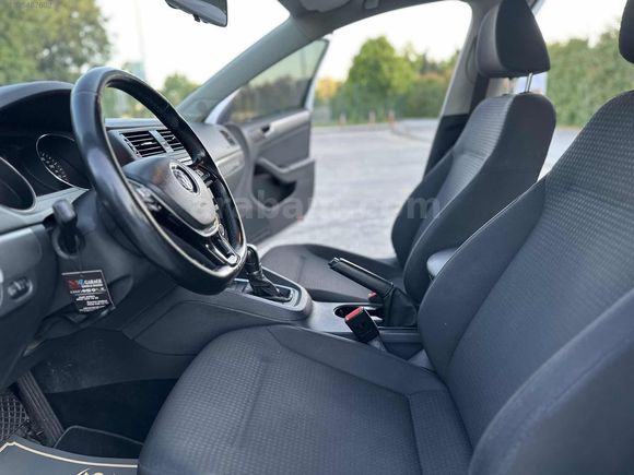 HATASIZ VOLKSWAGEN JETTA 1.2BMT TRENDLİNE