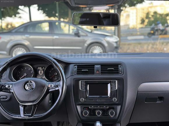 HATASIZ VOLKSWAGEN JETTA 1.2BMT TRENDLİNE