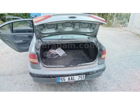 Sahibinden Renault Megane 1.6 RTE 2000 Model